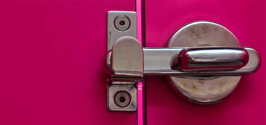 Childproof Gate Lock in St Cloud, Florida