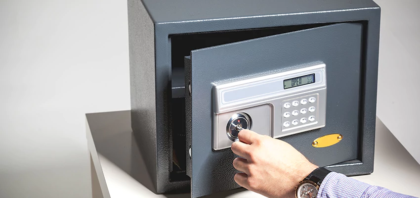 Jewelry Safe Unlocking Service in St Cloud, Florida